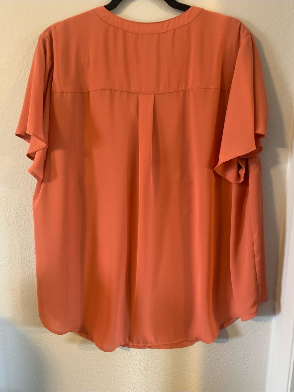 torrid Coral Split V-Neck Short Sleeve Harper Blouse Salmon 2x - Picture 4 of 4